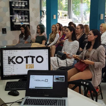 В салоне KOTTO design состоялся семинар по душевым ограждениям компании Radaway