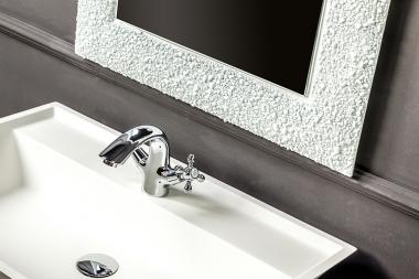 Зеркало AURA 60*90 белое, с подсветкой	